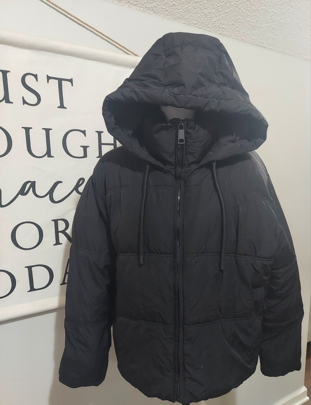 Zara Women's M Black Hooded Puffer Jacket Coat Heavy Quilted Streetwear Full Zip - Picture 1 of 11